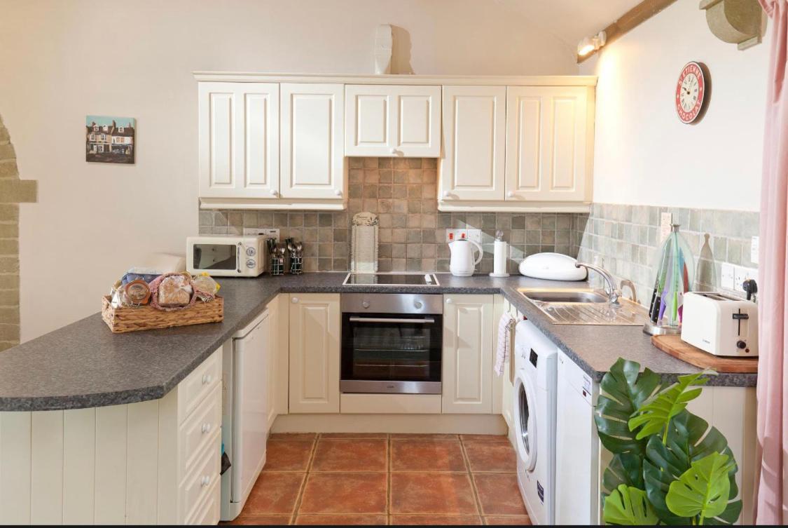 Spacious Swallow Cottage Tisbury Εξωτερικό φωτογραφία